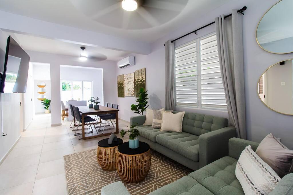 Casa Marilina Aguadilla W/ Pool Villa Eksteriør billede
