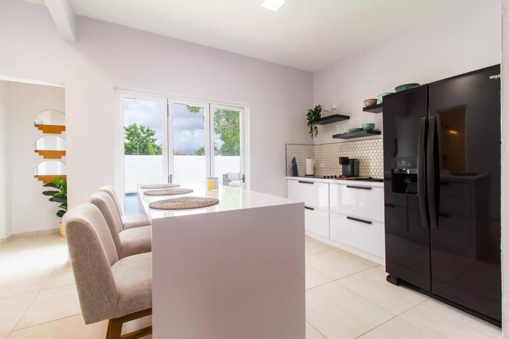 Casa Marilina Aguadilla W/ Pool Villa Eksteriør billede